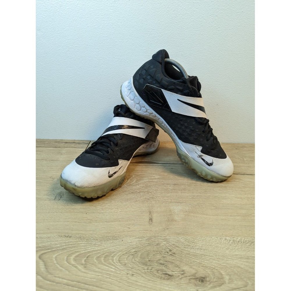 Nike Black and White Athletic Sneakers